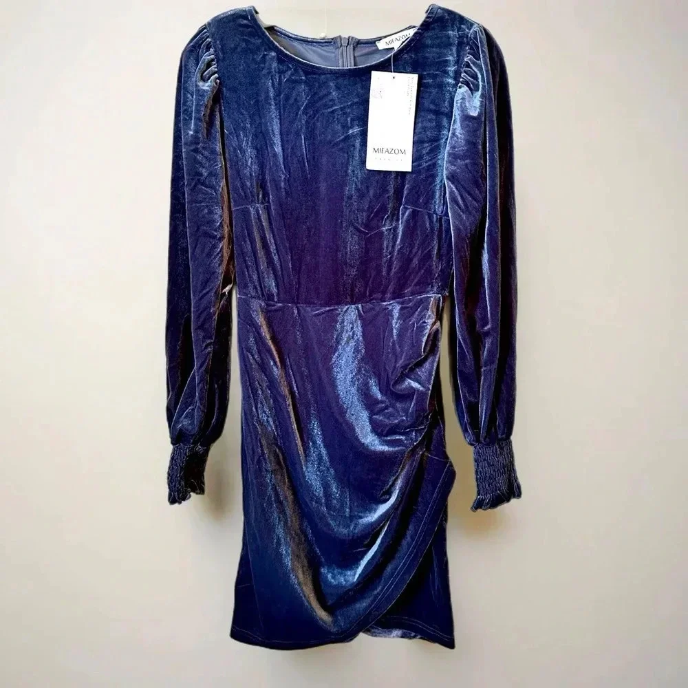 NWT Women’s Sexy Velvet Puff Long Sleeve BodyCon Dress